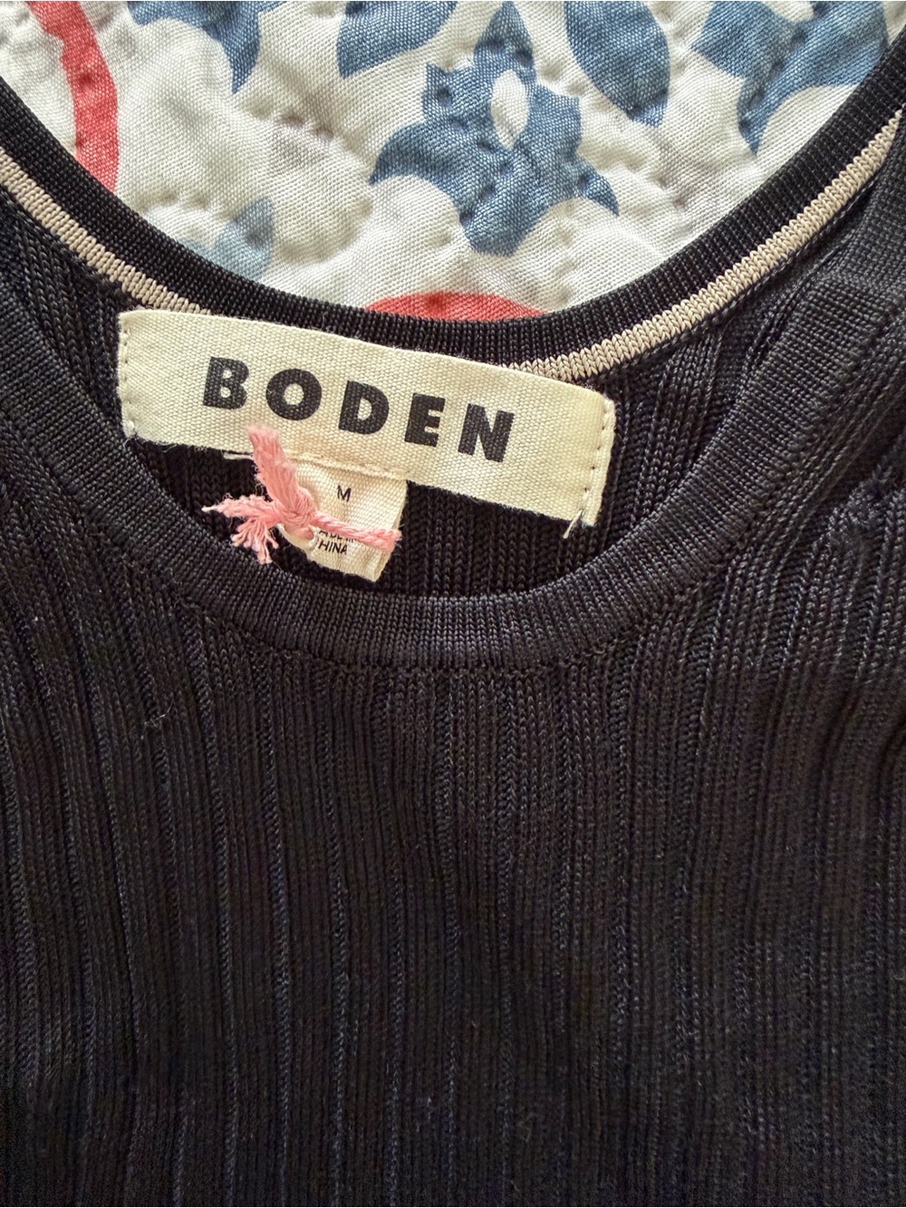 Boden Black Ribbed Shell top - Picture 3 of 4